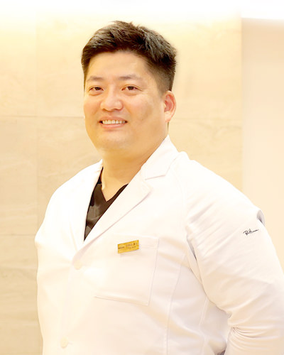 できた矯正歯科 院長 出来田 雅人